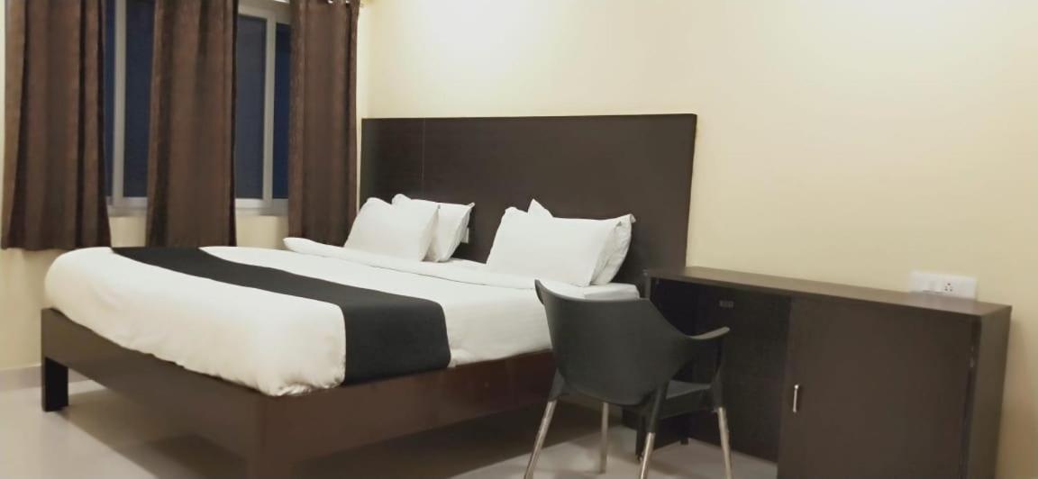 Arvind Stay Hotel, Rk Beach Vizag Вишакхапатнам Экстерьер фото