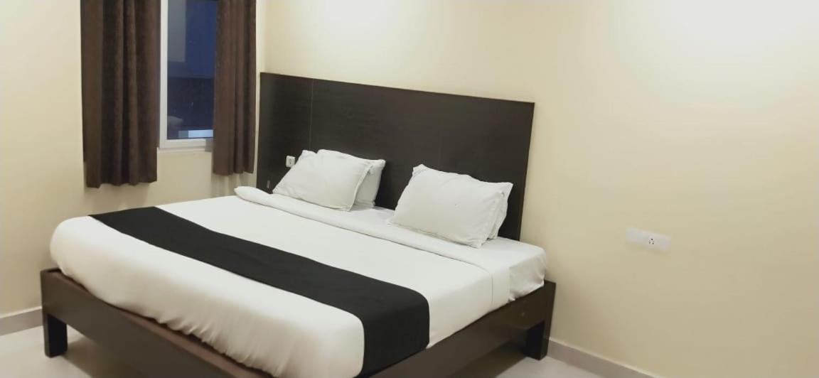 Arvind Stay Hotel, Rk Beach Vizag Вишакхапатнам Экстерьер фото