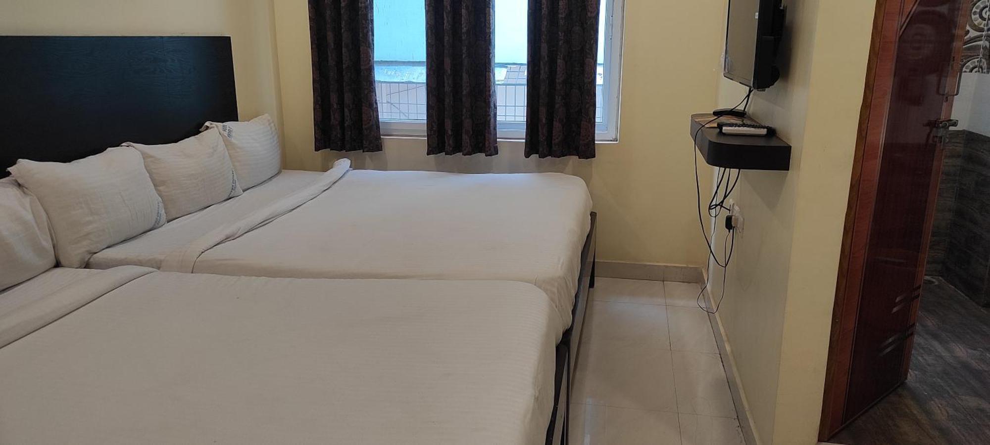Arvind Stay Hotel, Rk Beach Vizag Вишакхапатнам Экстерьер фото