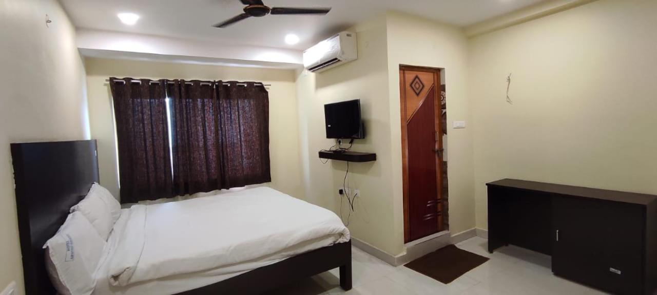 Arvind Stay Hotel, Rk Beach Vizag Вишакхапатнам Экстерьер фото