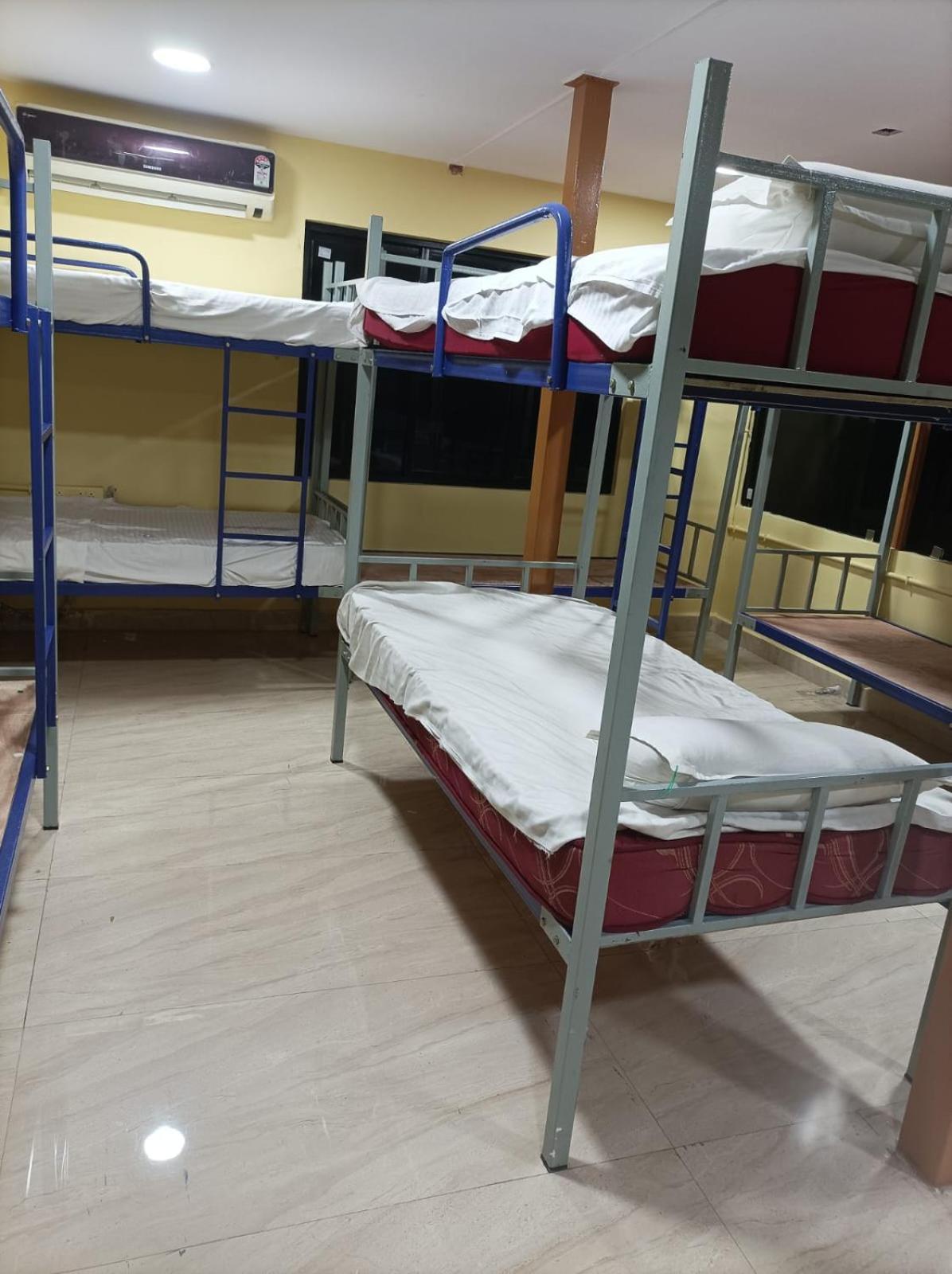 Arvind Stay Hotel, Rk Beach Vizag Вишакхапатнам Экстерьер фото